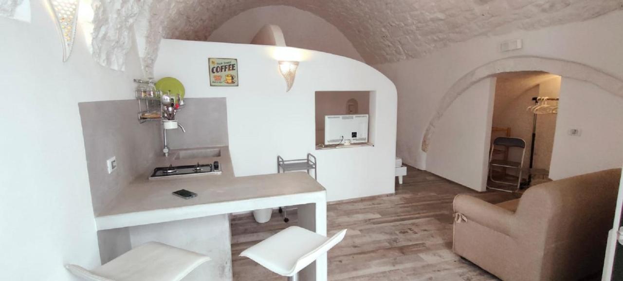 אוסטוני White Stone Flats & Studios מראה חיצוני תמונה